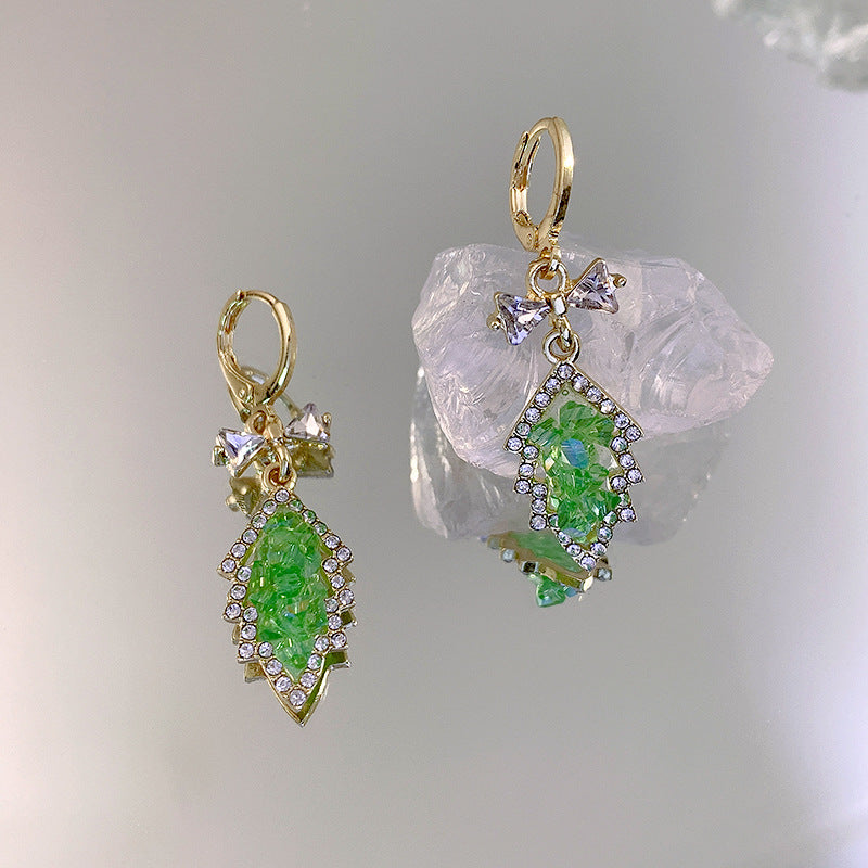 Women's Design Green Loving Heart Zircon Ear Earrings