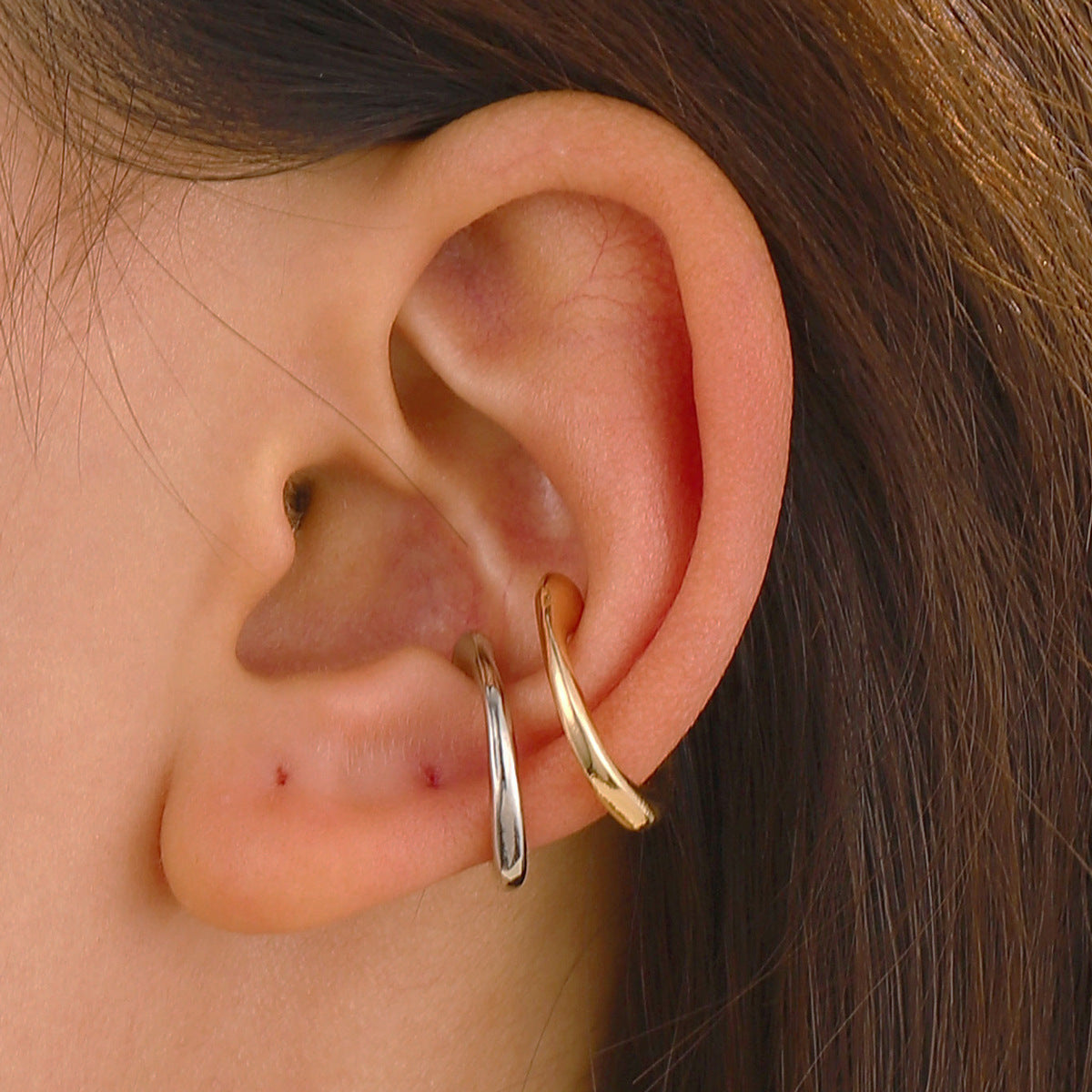 Irregular Lava Wind Shaped Open Alloy Ear Clip