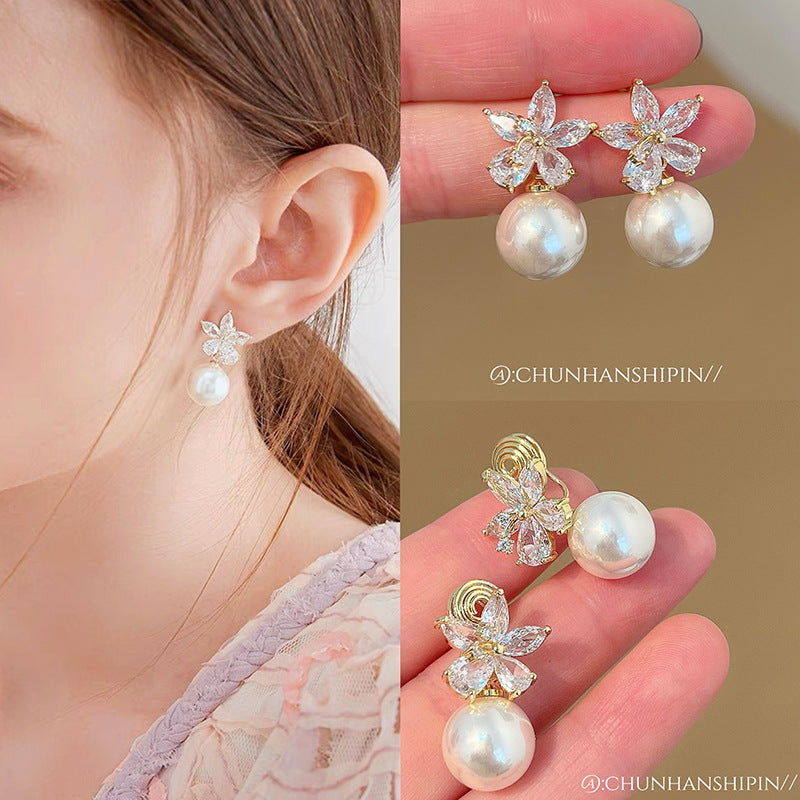 Fresh Flower Zircon Pearl Classic Style Graceful Ear Clip