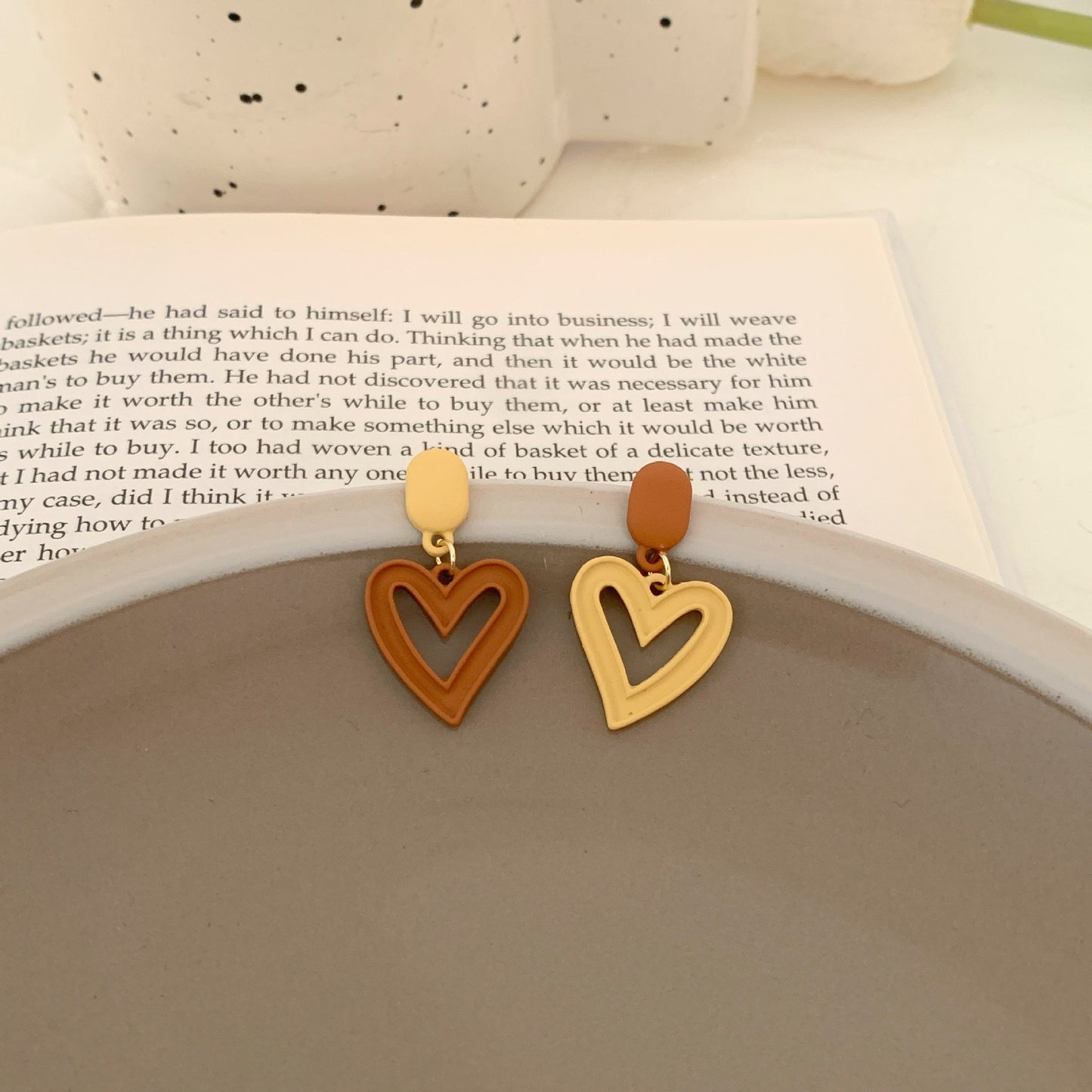 Sier Needle Big Love Heart Trendy Earrings