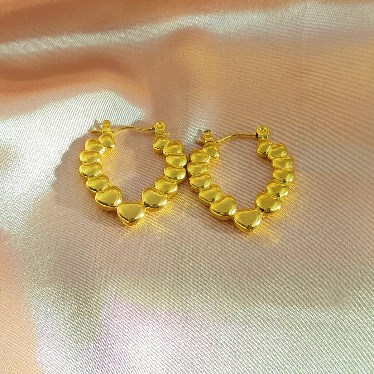 Women's Hydraulic Ear Hammer Pattern Minimalist Clip Light Rings