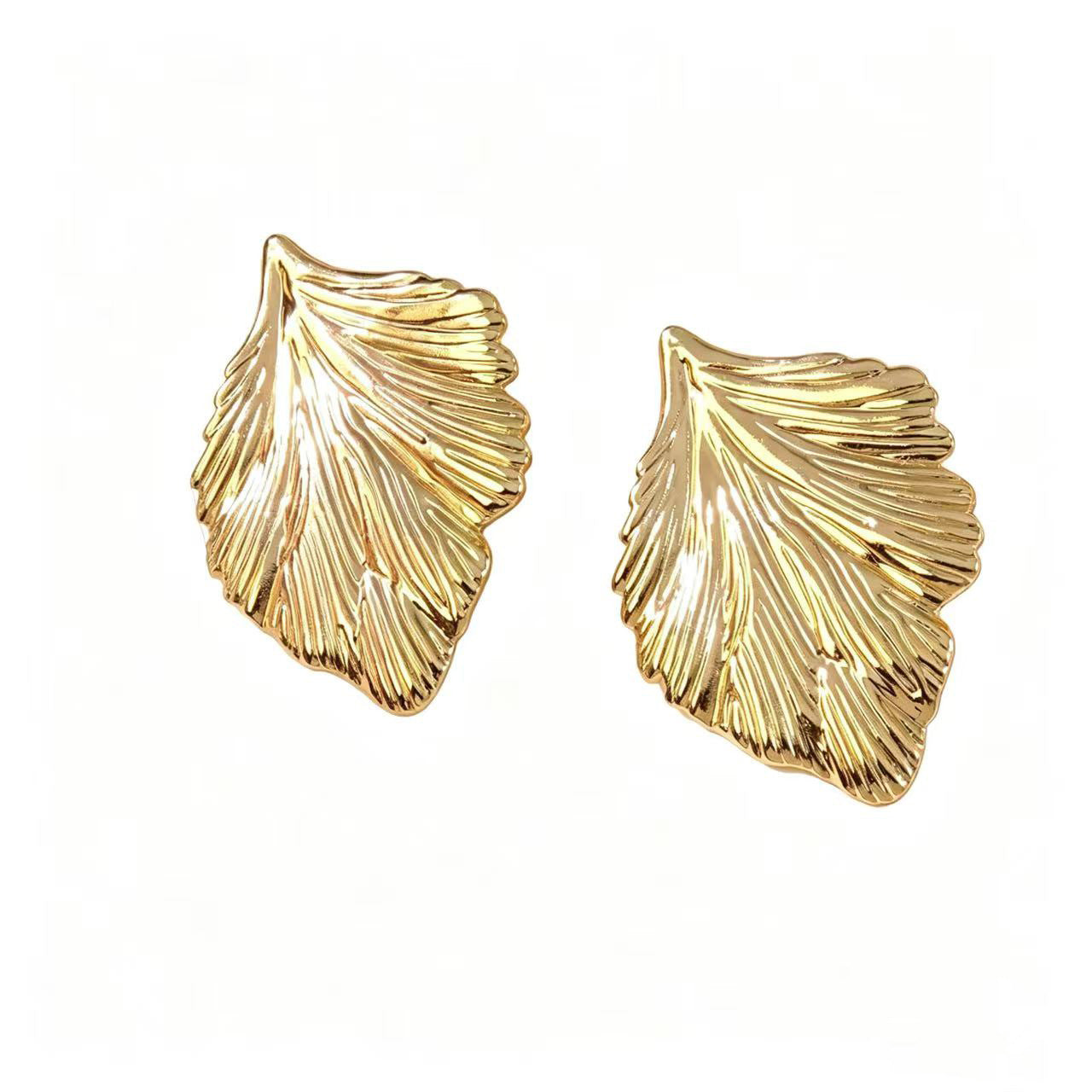 Women's Stainless Steel Light Luxury High-grade Titanium Gold-plated Stud Earrings