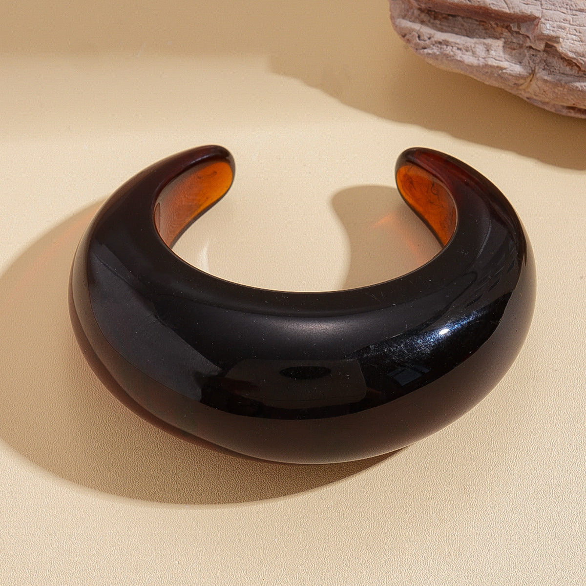 Women's Irregular Resin Minority Simple Retro Temperament Personality Fashion Design Unique Bracelets