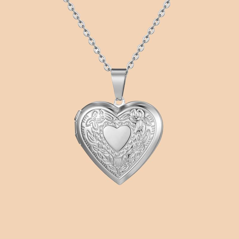 Fashion Heart-shaped Box Metal Mother's Day Necklace