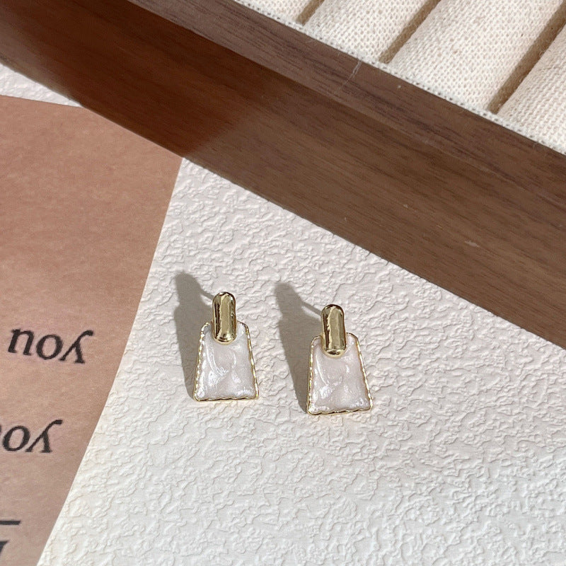 Boucles d'oreilles simples pour femmes, conception de niche d'huile avec goutte d'aiguille