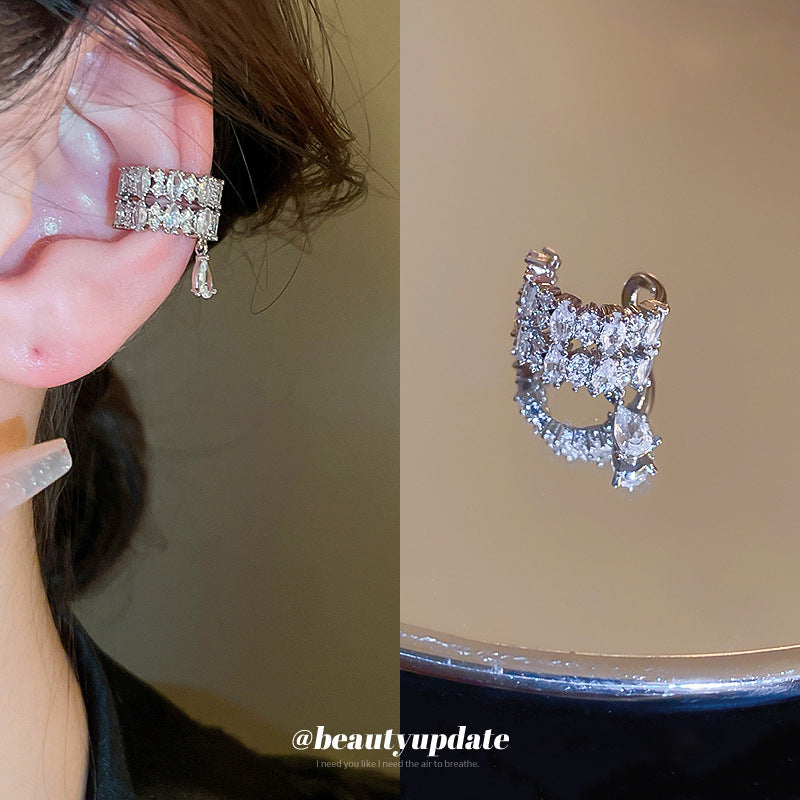 Micro Inlaid Zircon Exquisite Drop Shape Cold Rings