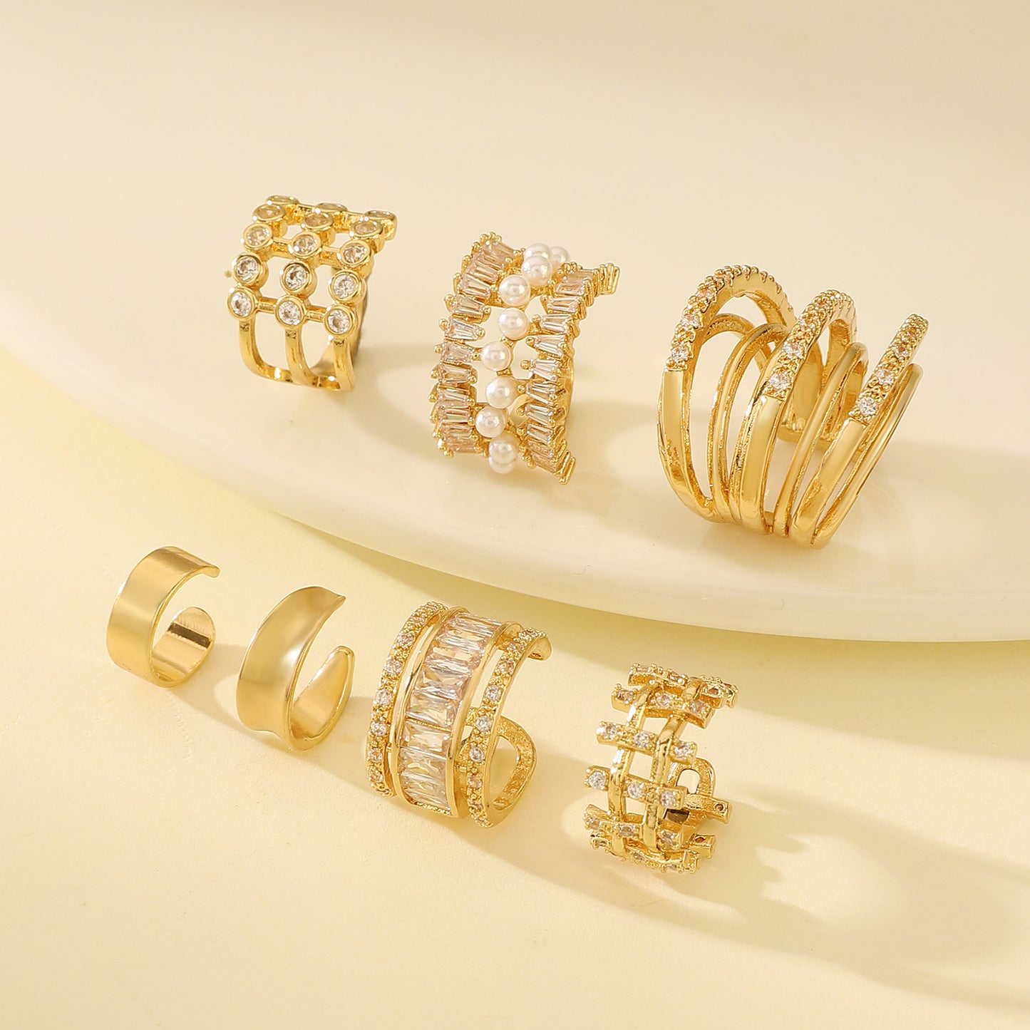Single Zircon Unique Design Cold Wind Without Pierced Ears Fashion Ear Clip