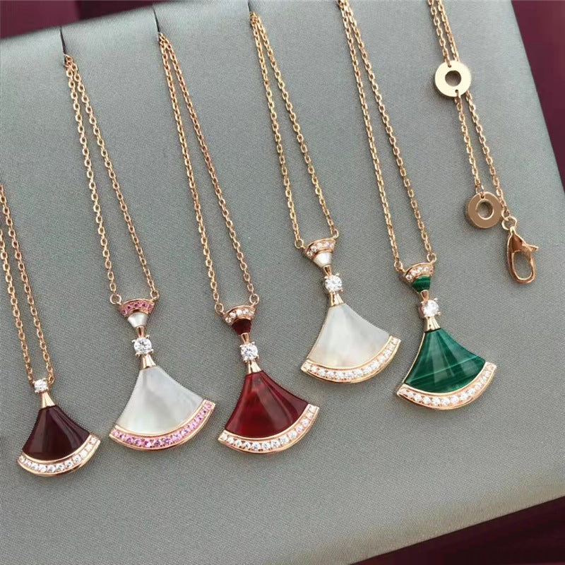 Version Red Agate Clavicle Chain Titanium Steel Rose Necklaces