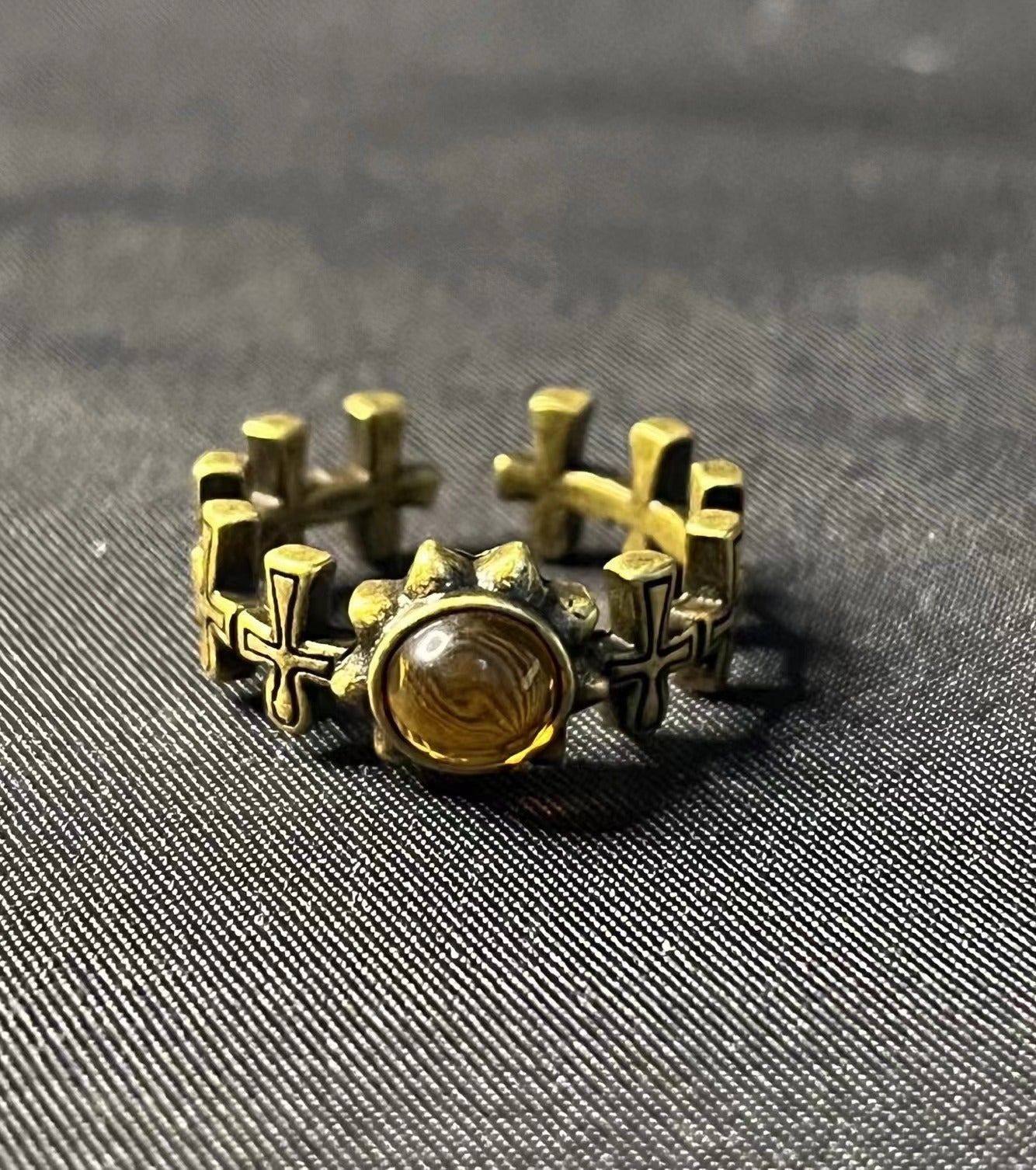 Men's Vintage Black Gold Amber Dragon Gilding Cross Apollo Ring