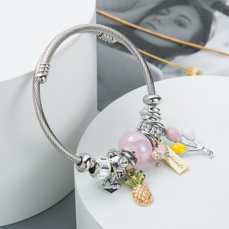 Dora Creative verstellbare Armbänder mit Frucht-Ananas-Anhänger