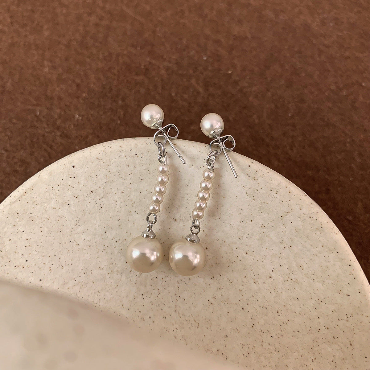 Lux Niche Temperament High Sense Frosty Style Small Simple Fashion Earrings