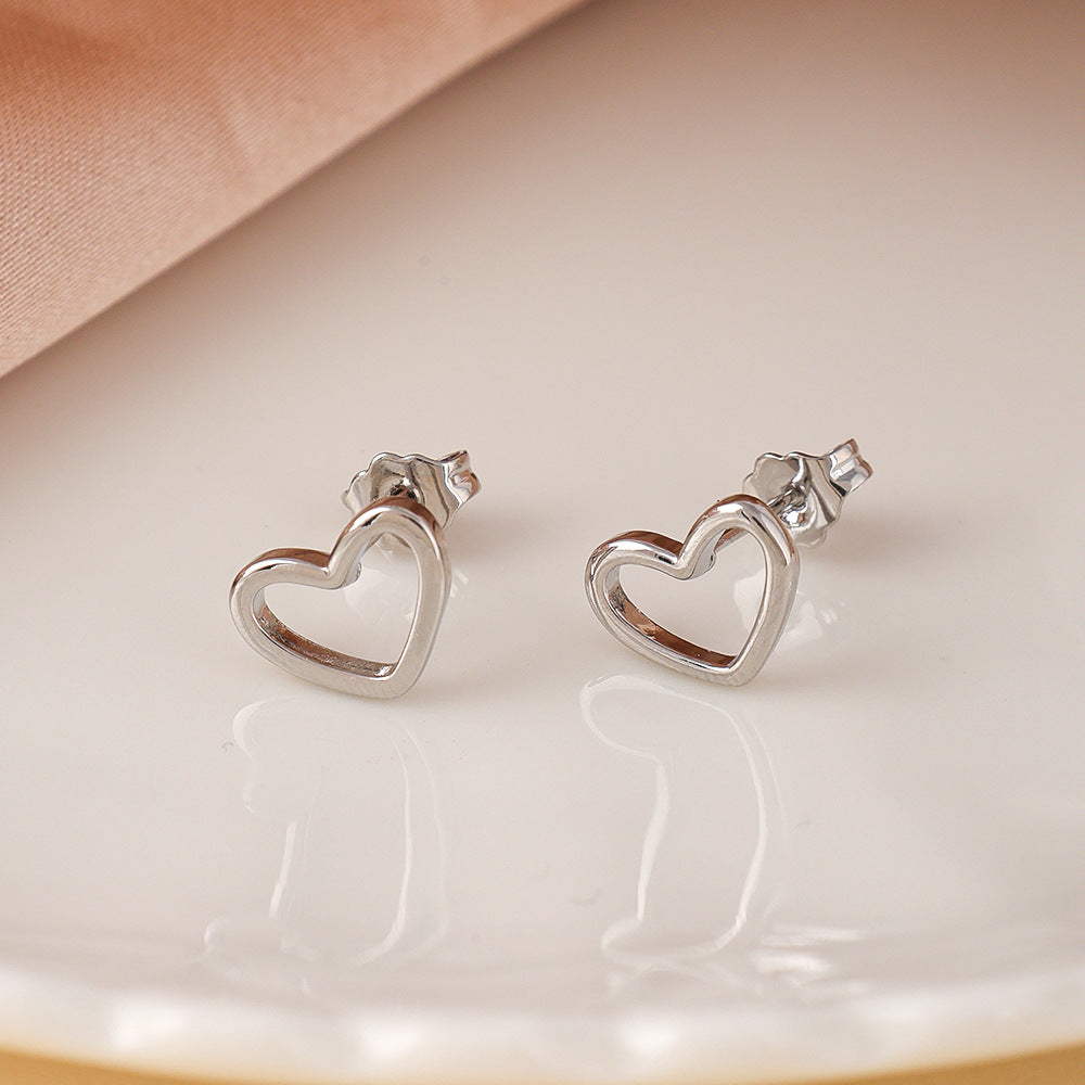 Women's Sier For Hollow Heart-shaped Peach Heart Stud Earrings