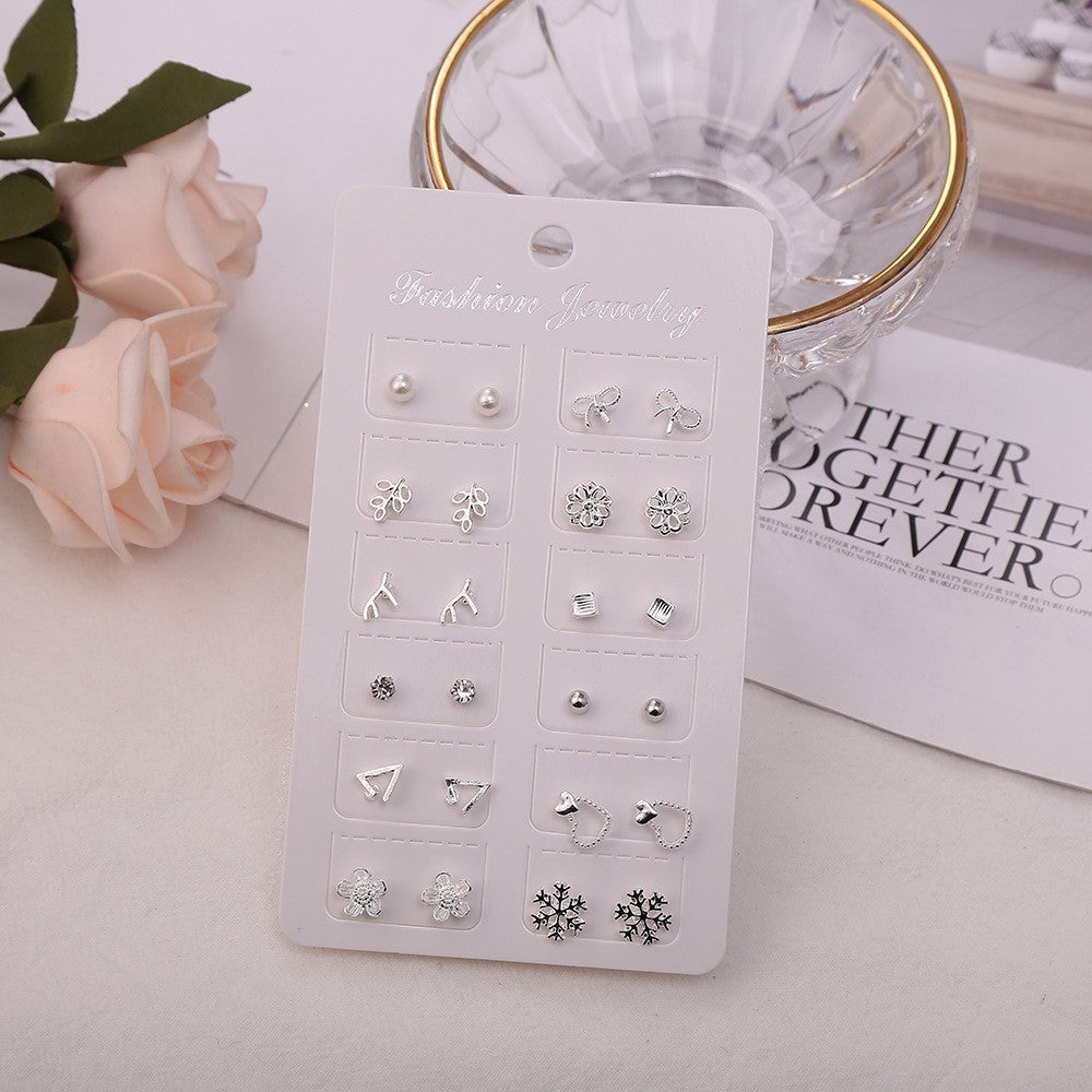 Women's Korean Style Personalized Small Love Snowflake Stud Earrings