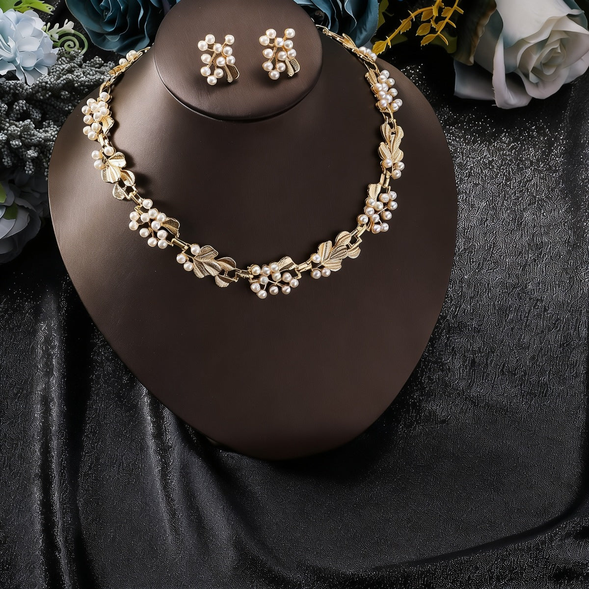 Leaf Pearl Vintage Brushed Frosted Palace Style Retro Affordable Luxury Jewelry Set