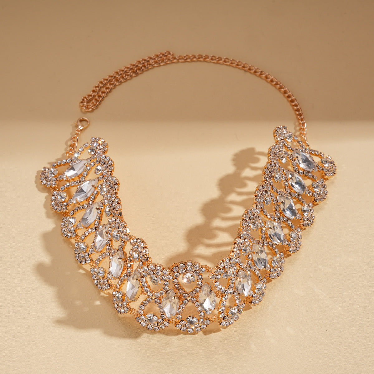 With Diamond Flower Ear Niche Design Clavicle Jewelry Set