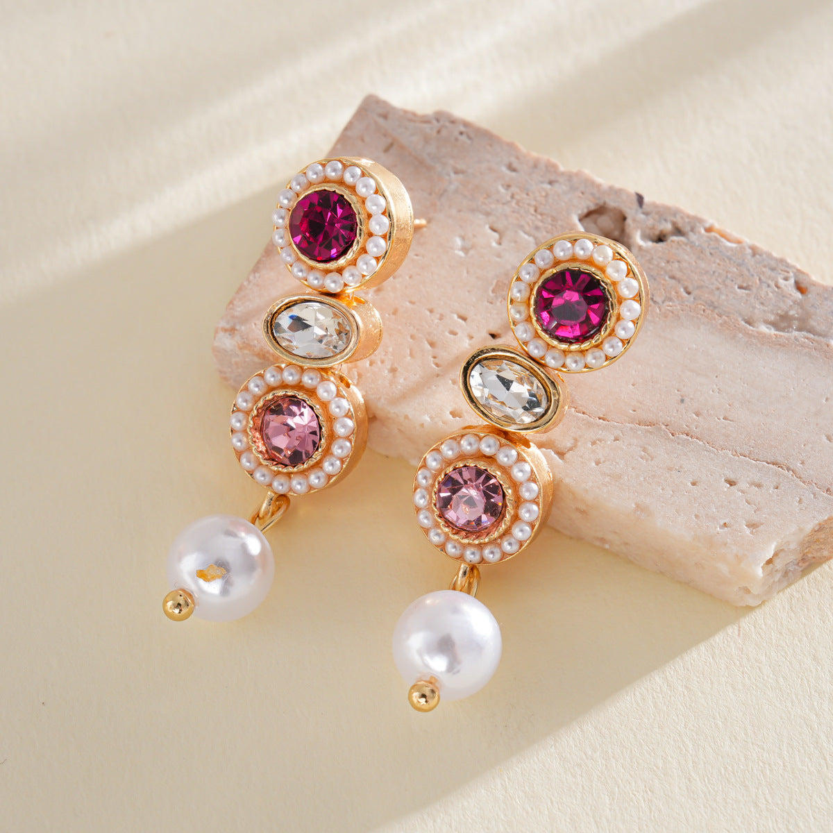 Women's Round Pearl Light Luxury Minority Vintage Clavicle Chain Jewelry Set