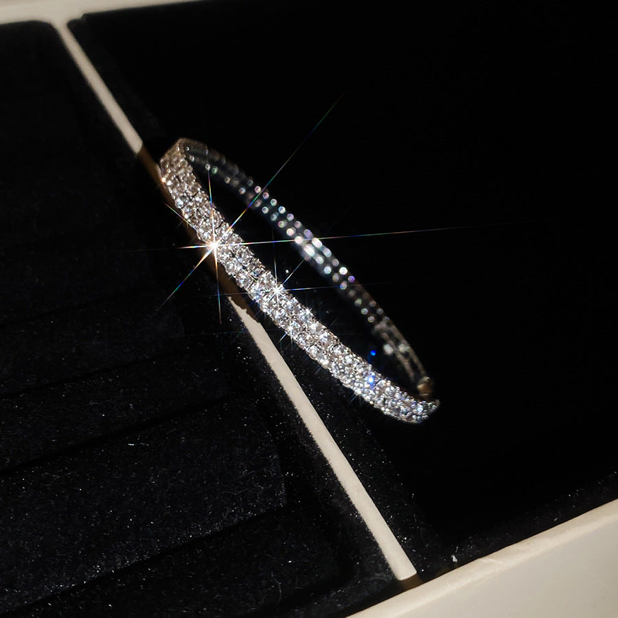Galaxy Shining Round Open-ended Light Luxury High-grade Elegant Dinner Bracelets