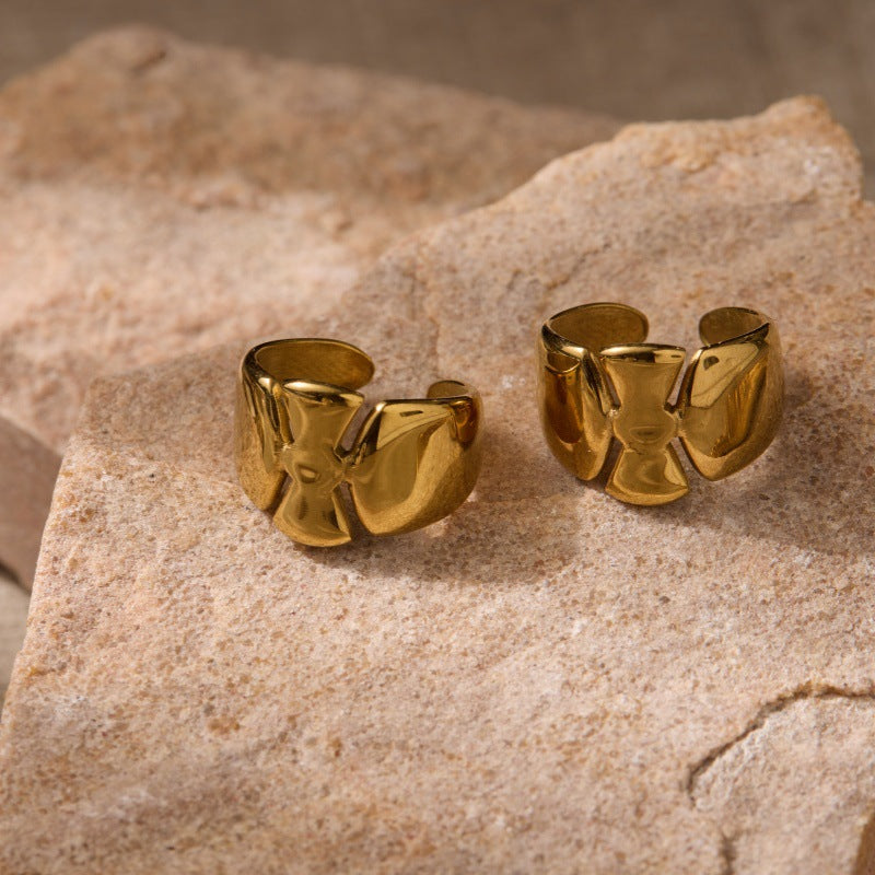 Women's French Style Vintage Bow Earless Light Luxury Golden Niche Rings