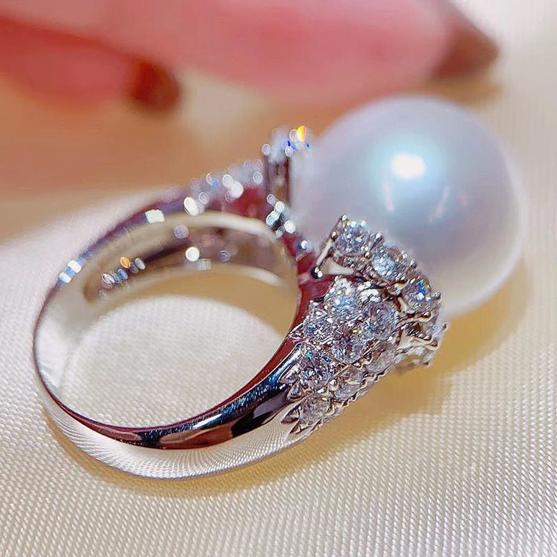 Women's Vintage Imitation Pearl Oversized Luxury Engagement Rings