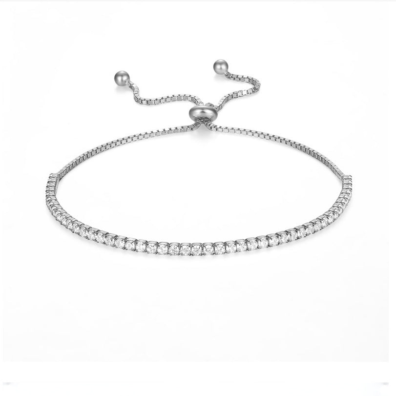 Silberne, luxuriöse Diamant-Armbänder im Tennis-Stil