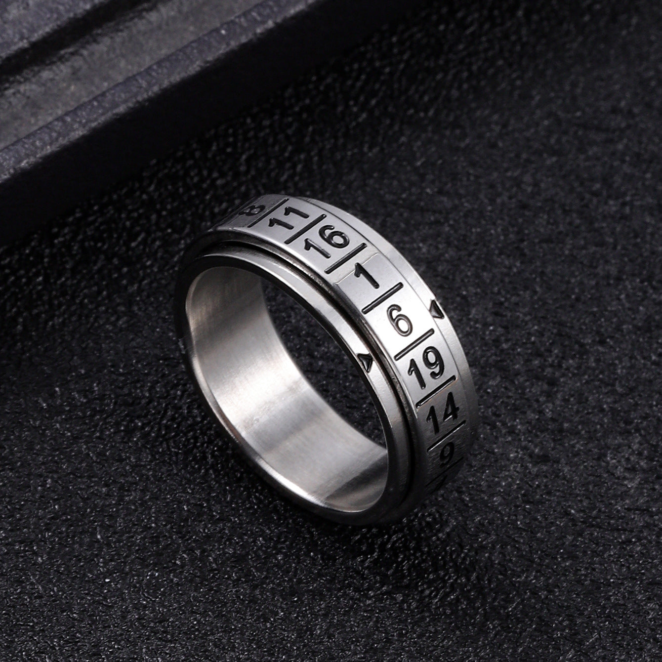 Simple Rotatable Titanium Steel Digital Personalized Rings