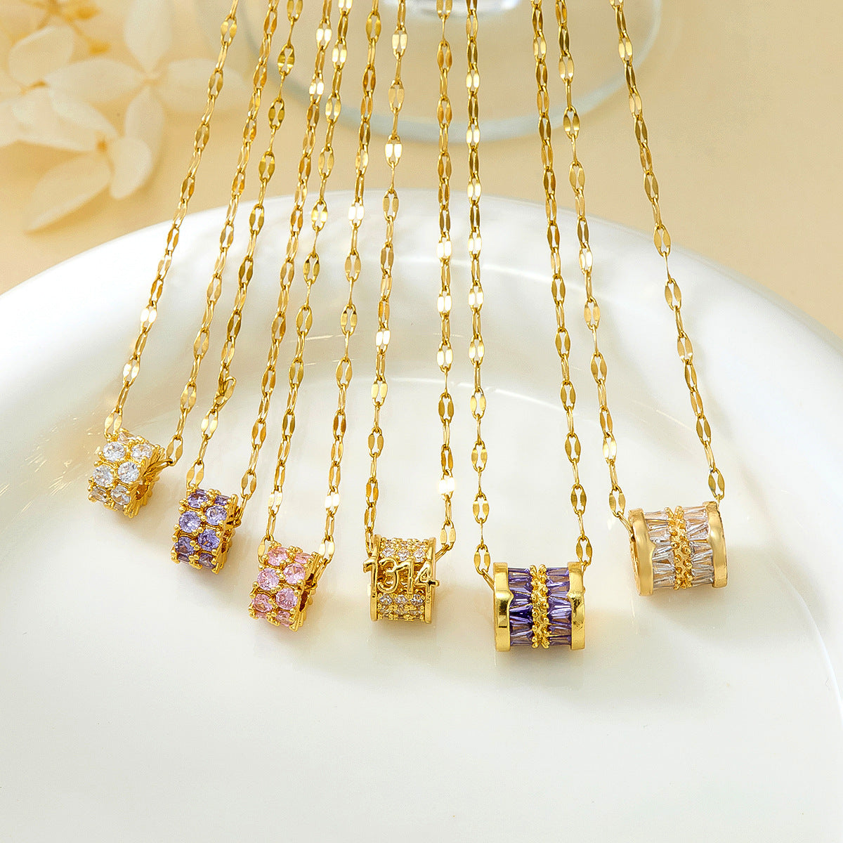 Women's Korean Titanium Steel Small Waist Affordable Luxury Fashion High-grade Necklace