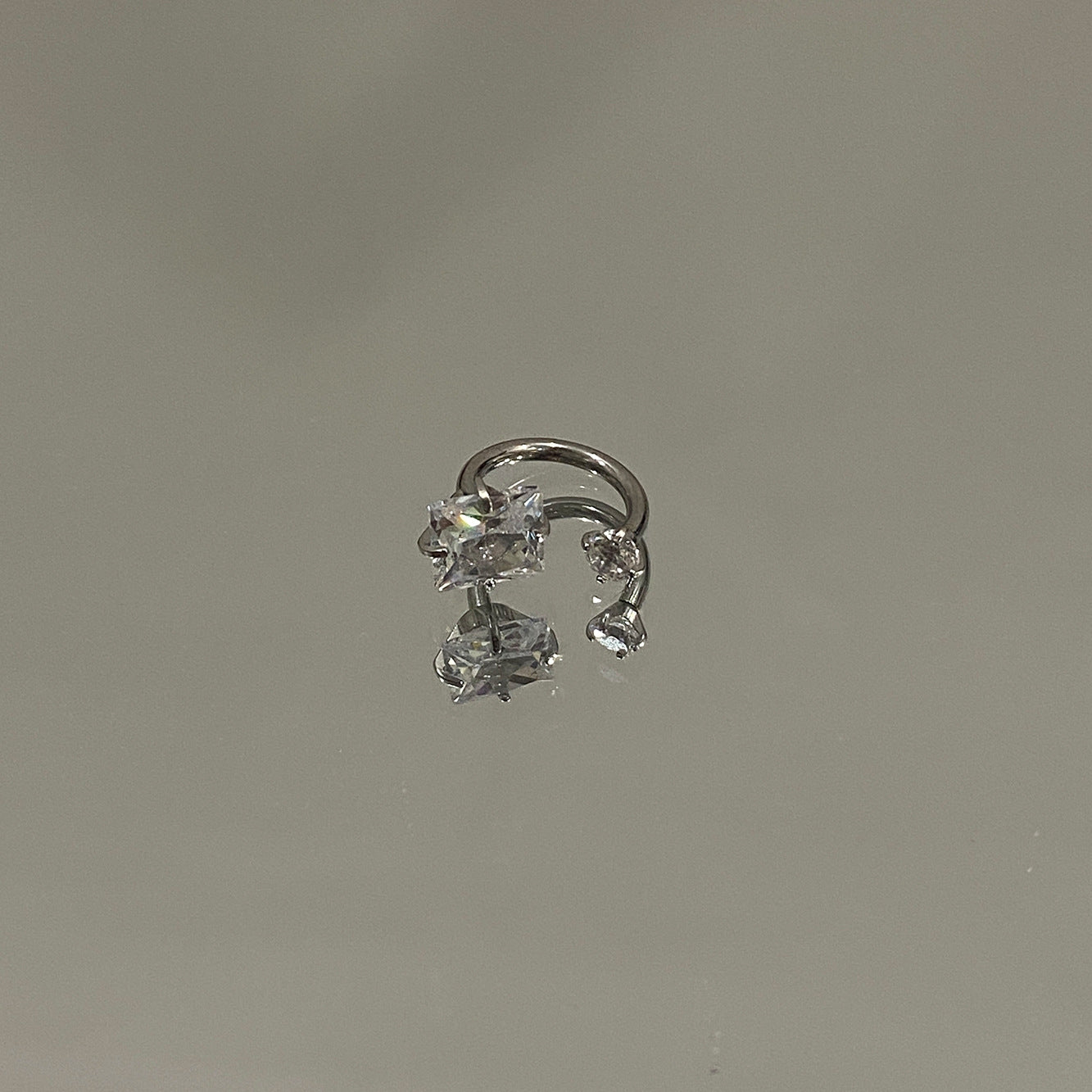 Super Flash Square Zircon Internal Thread No Need To Take Rings