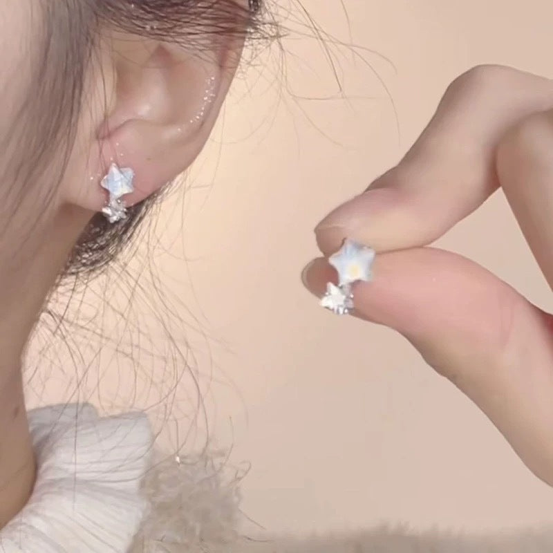 Women's Flower Zircon For Design Fashionable Temperamental Without Rings