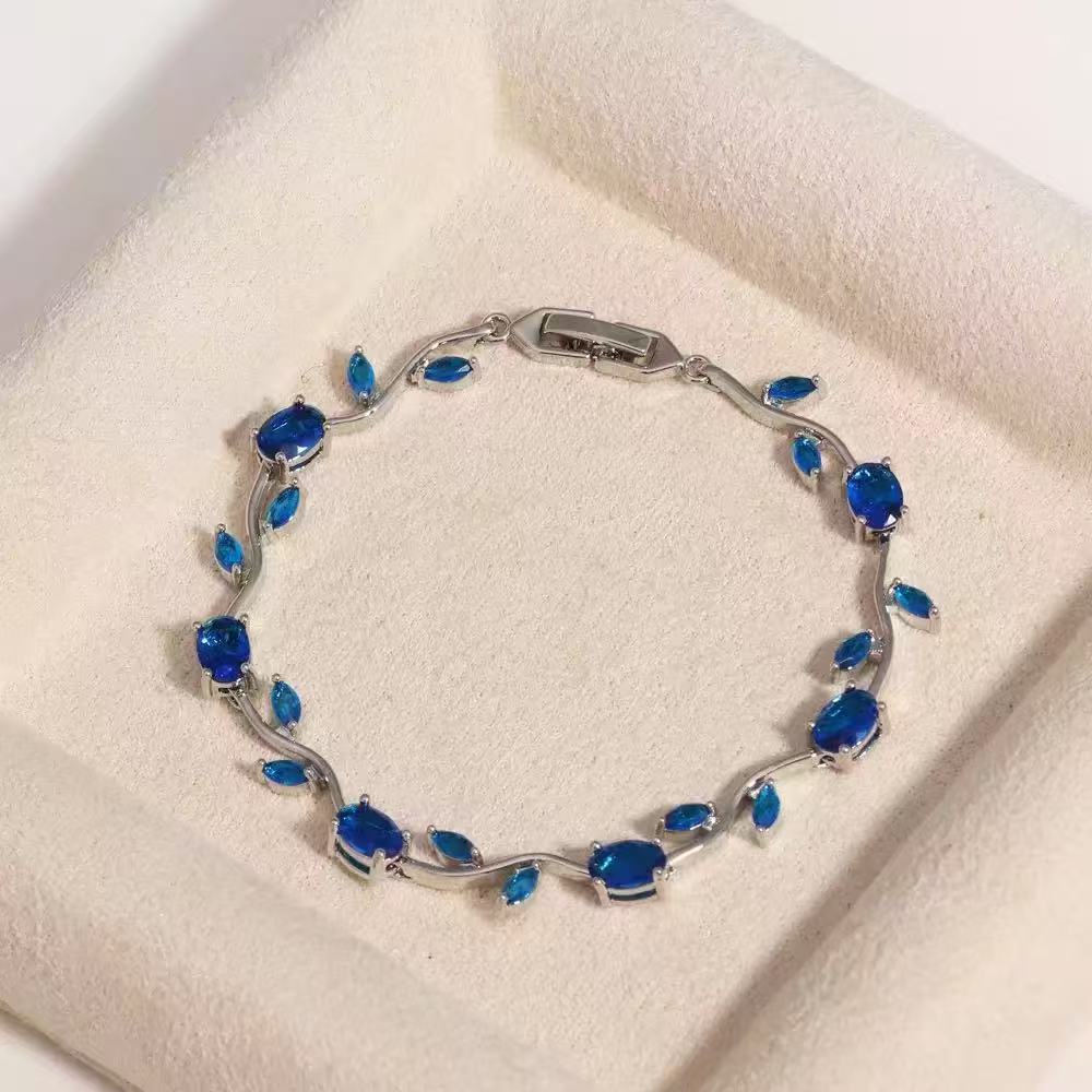 Luxury Style Quality Zircon Light Full Diamond Bracelet