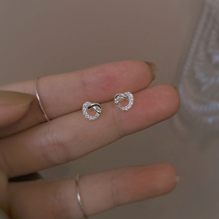 Sier Heart-shaped Diamond Simple Loving Heart Earrings