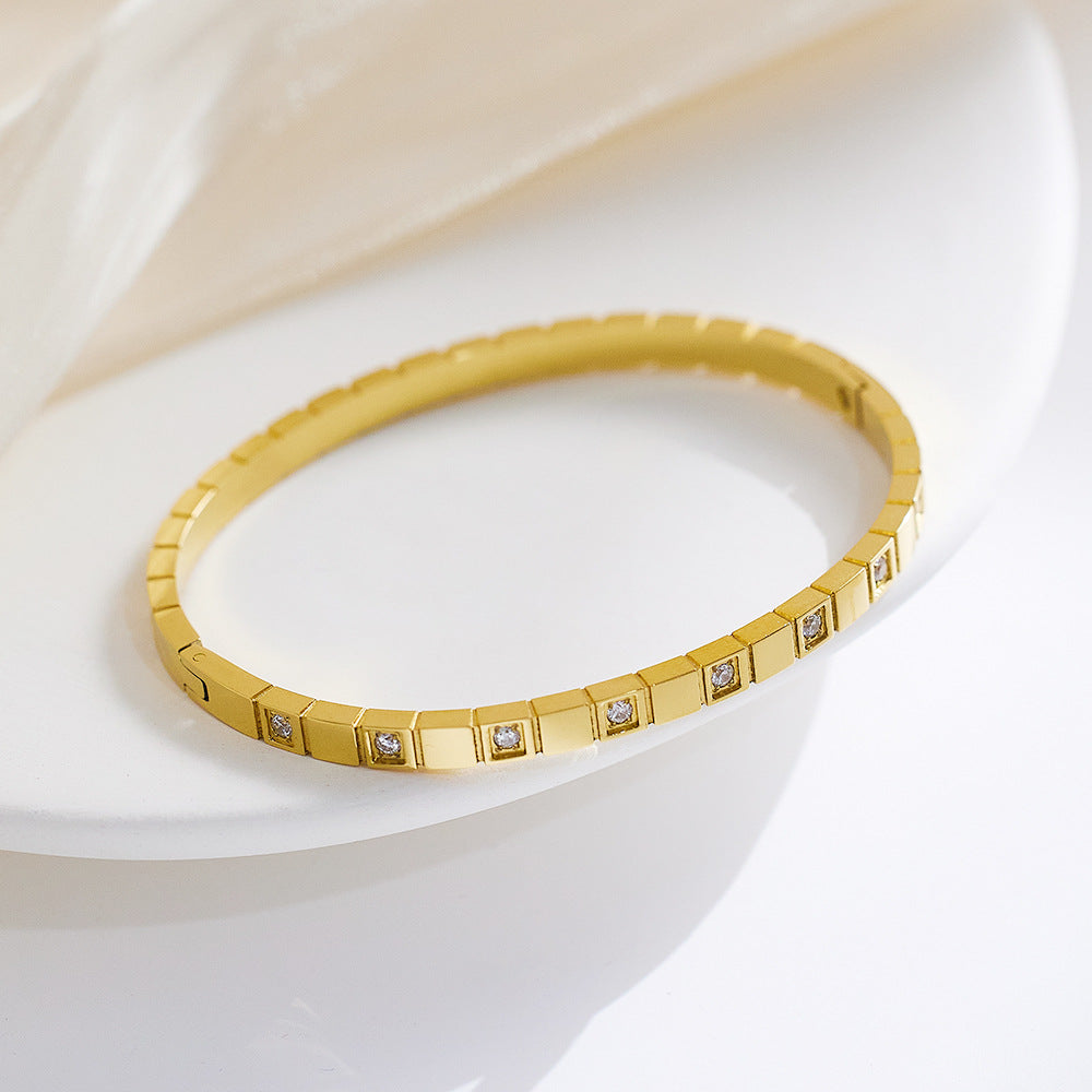 Light Luxury Zircon Gold Titanium Steel Retro Fashion Stainless Bracelets