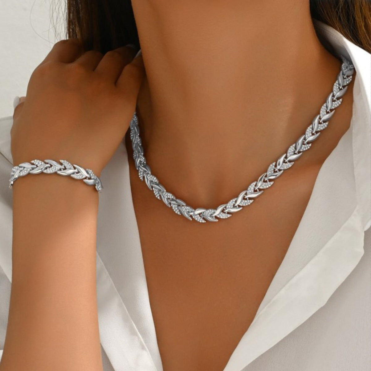 Women's Protection Fishtail Diamond Combination Light Luxury Necklaces