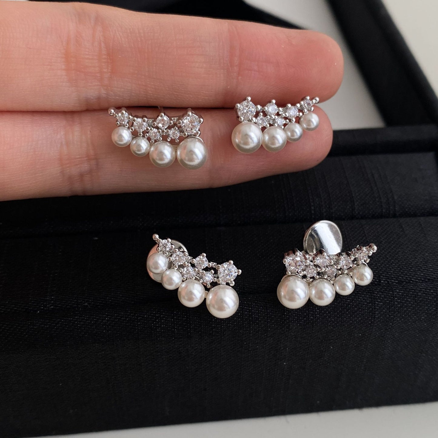 Plated Design High-grade Exquisite Asymmetric Geometric Clips Light Ear Clip