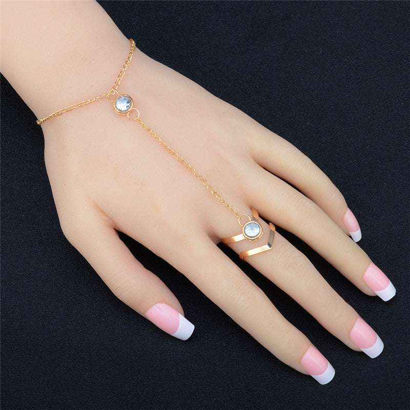 Simple Rhinestone Geometric Hollow Arrow Chain Rings