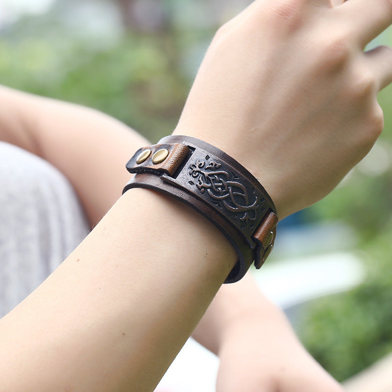Men's Distressed Retro Punk Handmade Cattle Leather Decoration Bracelets