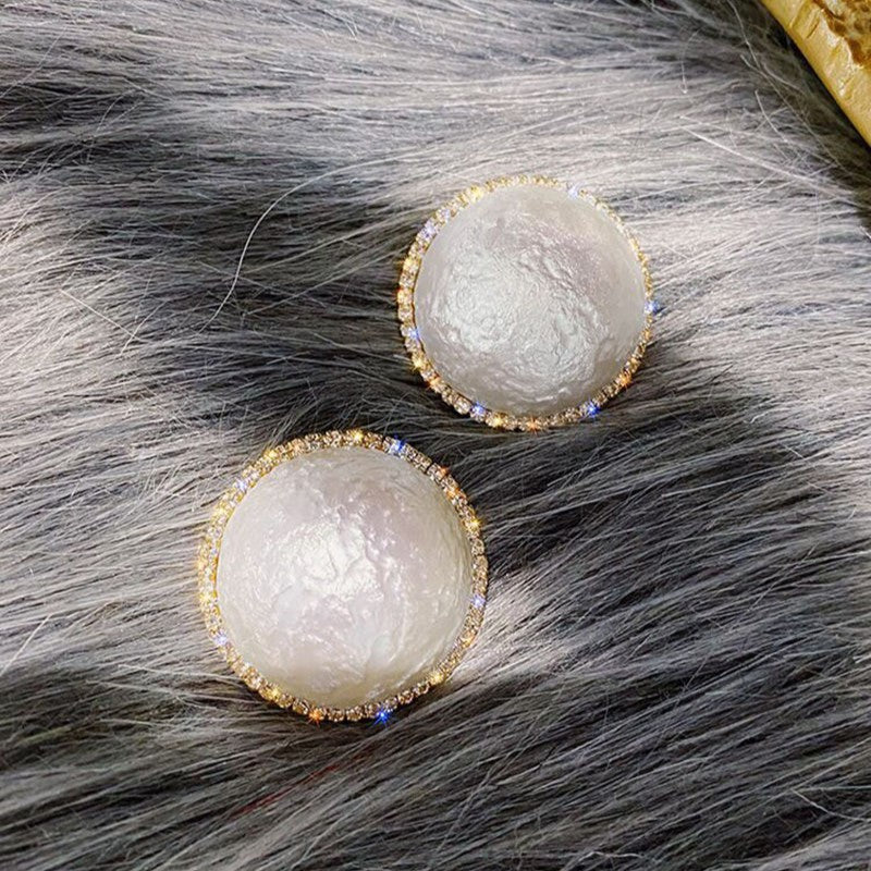 Sier Pin Luxury High-grade Exaggerated Super Flash Large Pearl Stud Earrings