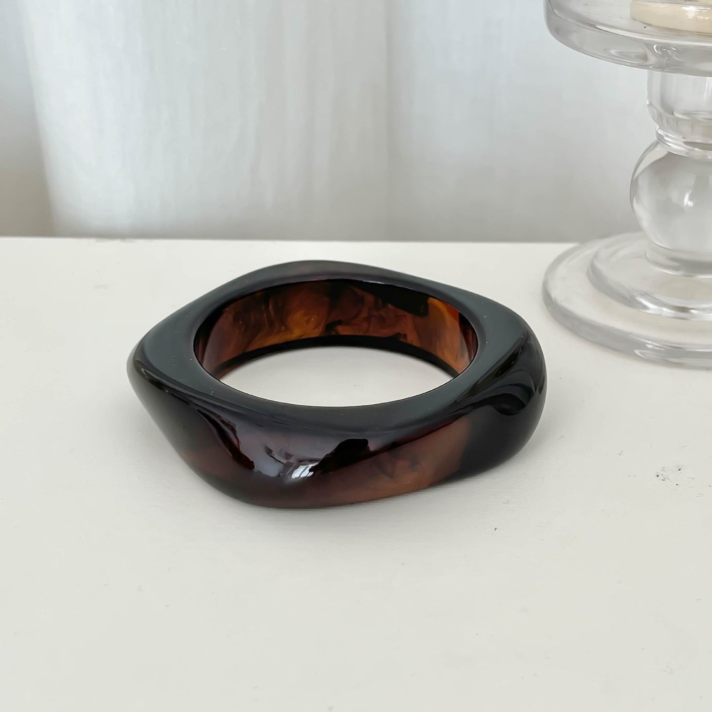 Women's Irregular Blooming Resin Curved Girlfriends Bracelet