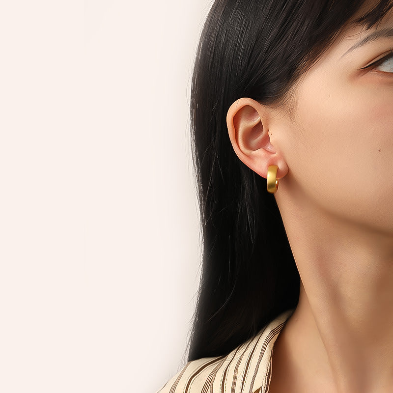 Women's Small Exquisite Circle Elegant High-grade Sier Needle Simple Rings