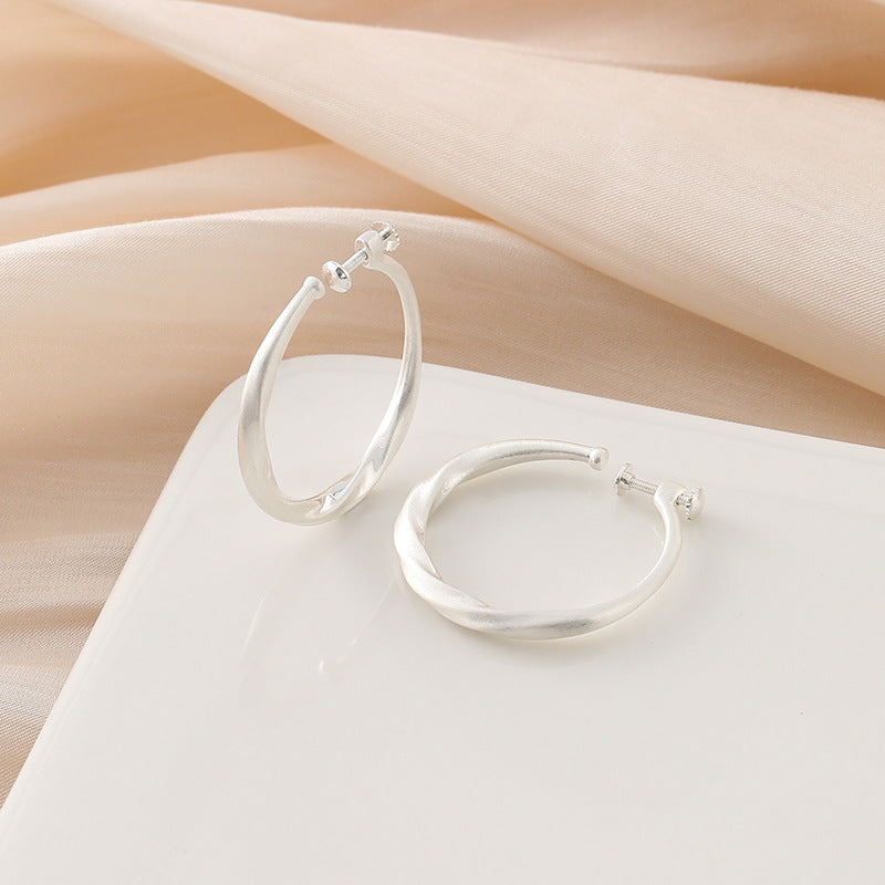 Brushed Sier Round High-grade Hoop Graceful Ear Clip