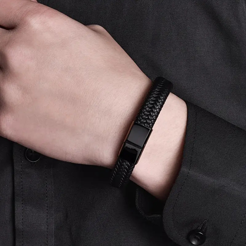 Fashion Men's Leather Magnetic Buckle Vintage Bracelet