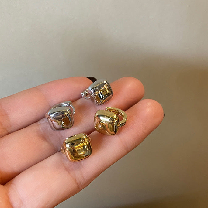 Women's Sier Geometric Square Clip High-grade Metal Cold Style Temperament Simple Ear Buckle