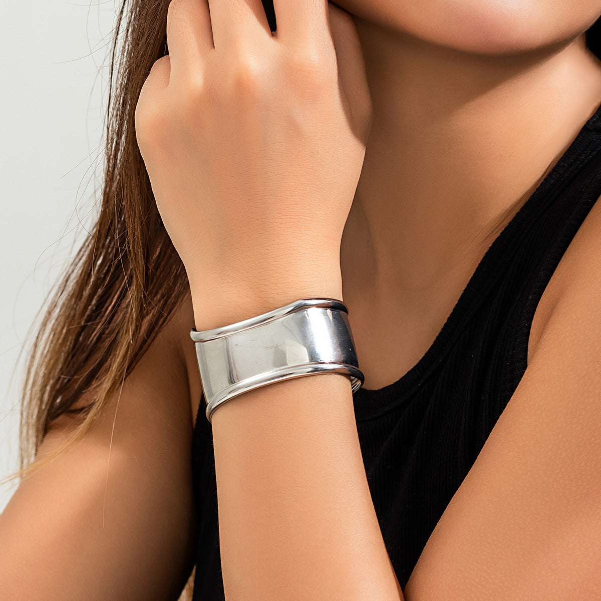 Hip Hop Style Simple Glossy Irregular Female Personality Metal Bracelet