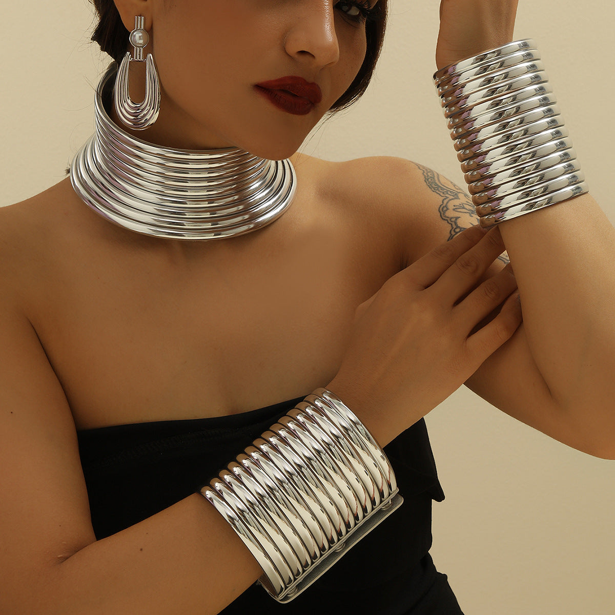 Collar Hand Three-piece Exaggerated Snap African Jewelry Set