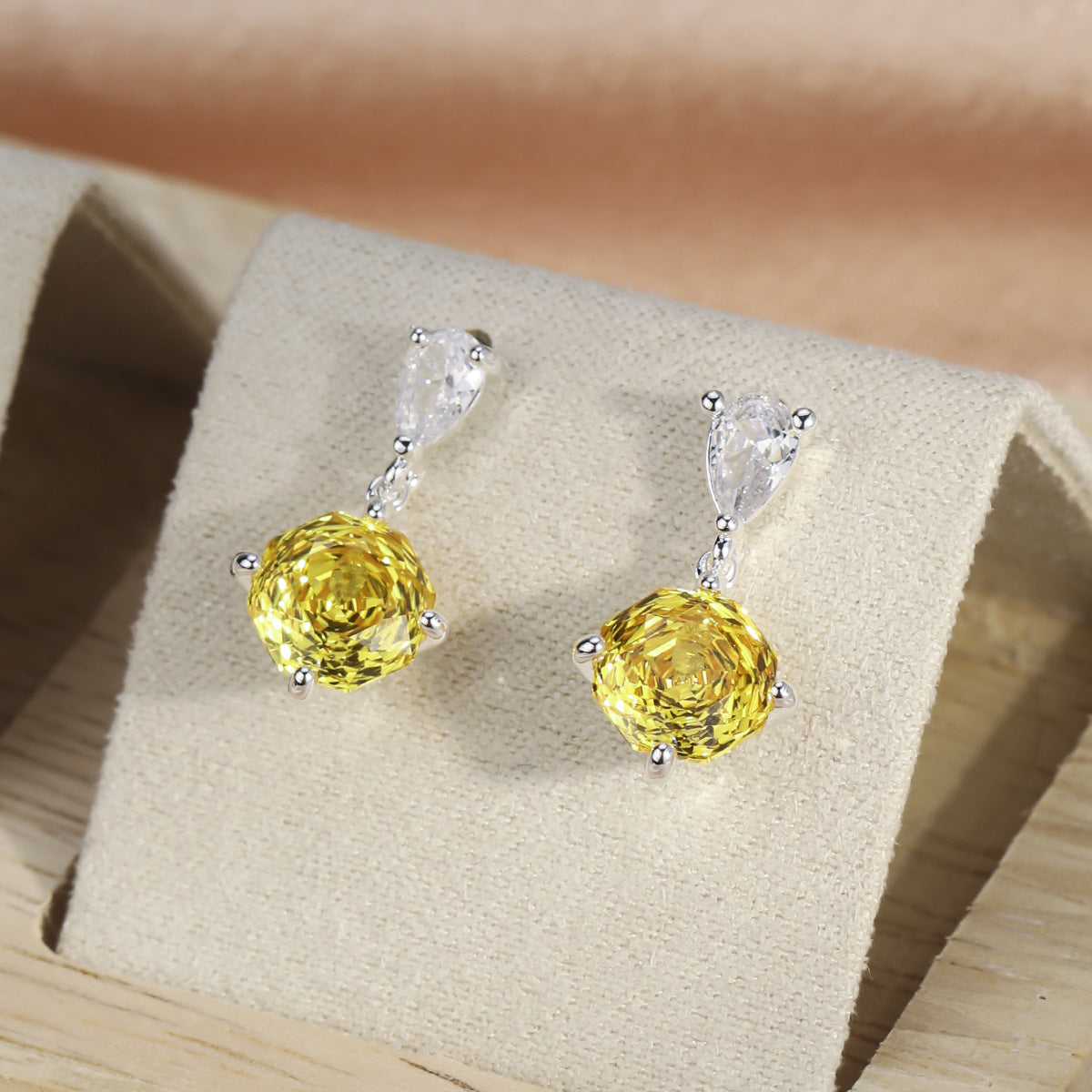 Pearl Colorful Zircon Female Fresh Temperament Stud Earrings