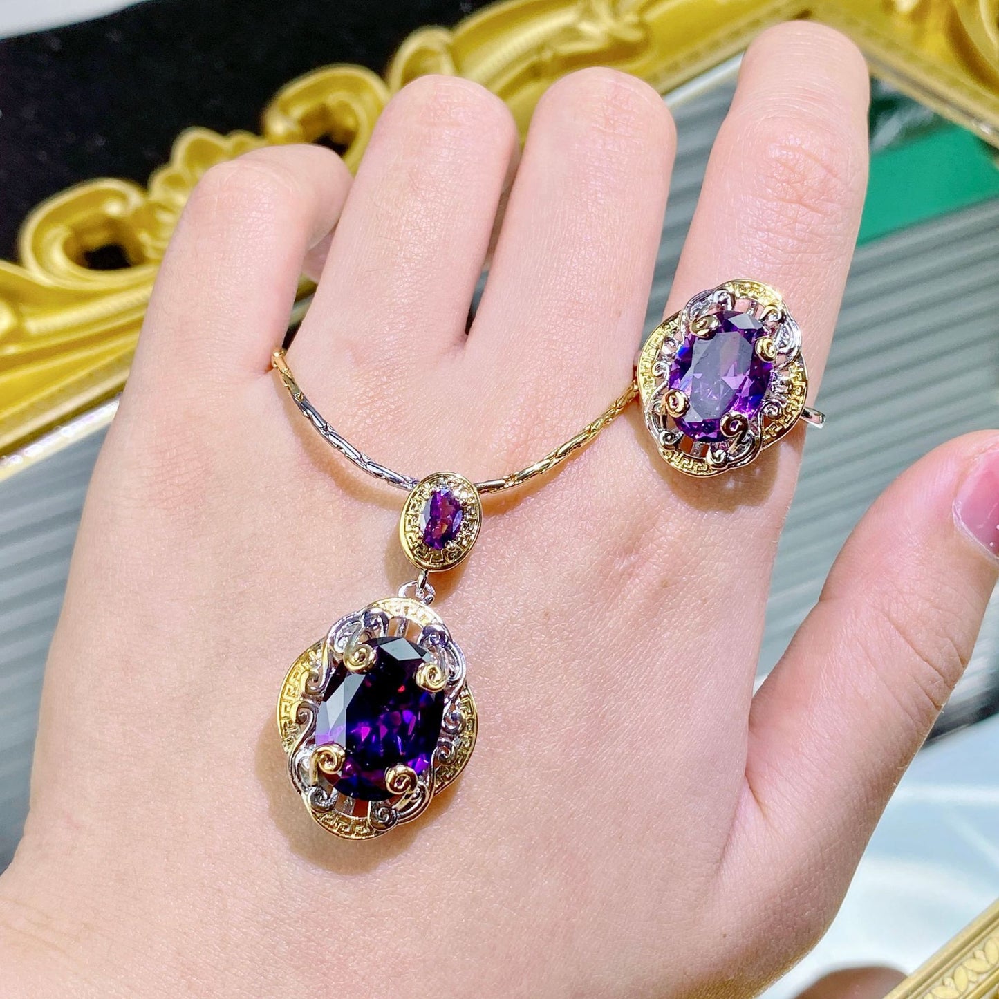 Italian Retro Craft Purple Diamond Gold Amethyst Rings