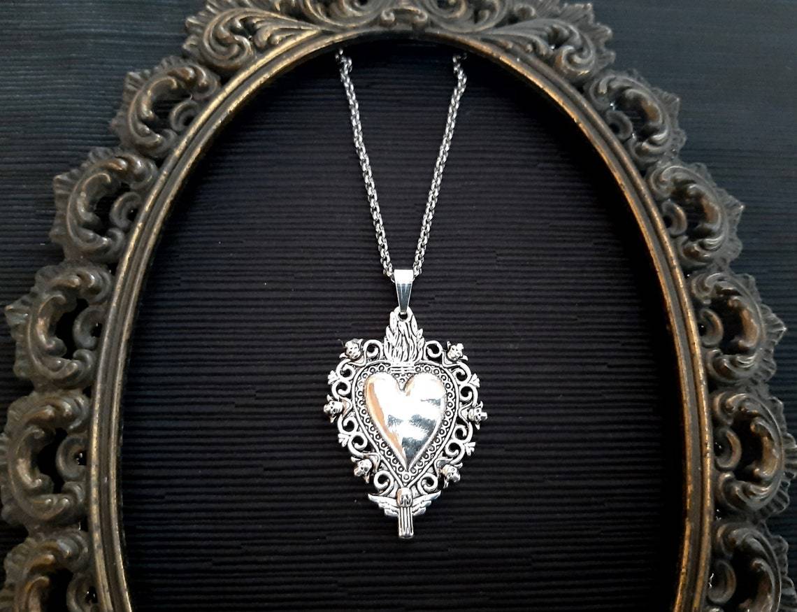 Sacred Heart Gothic Memento Of Burning Necklaces