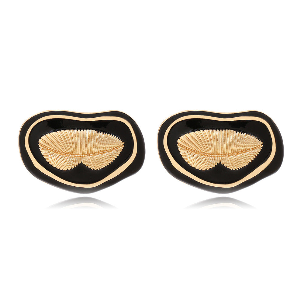 Women's Sexy Dripping Oil Lip Simple Alloy Enamel Paint Rings