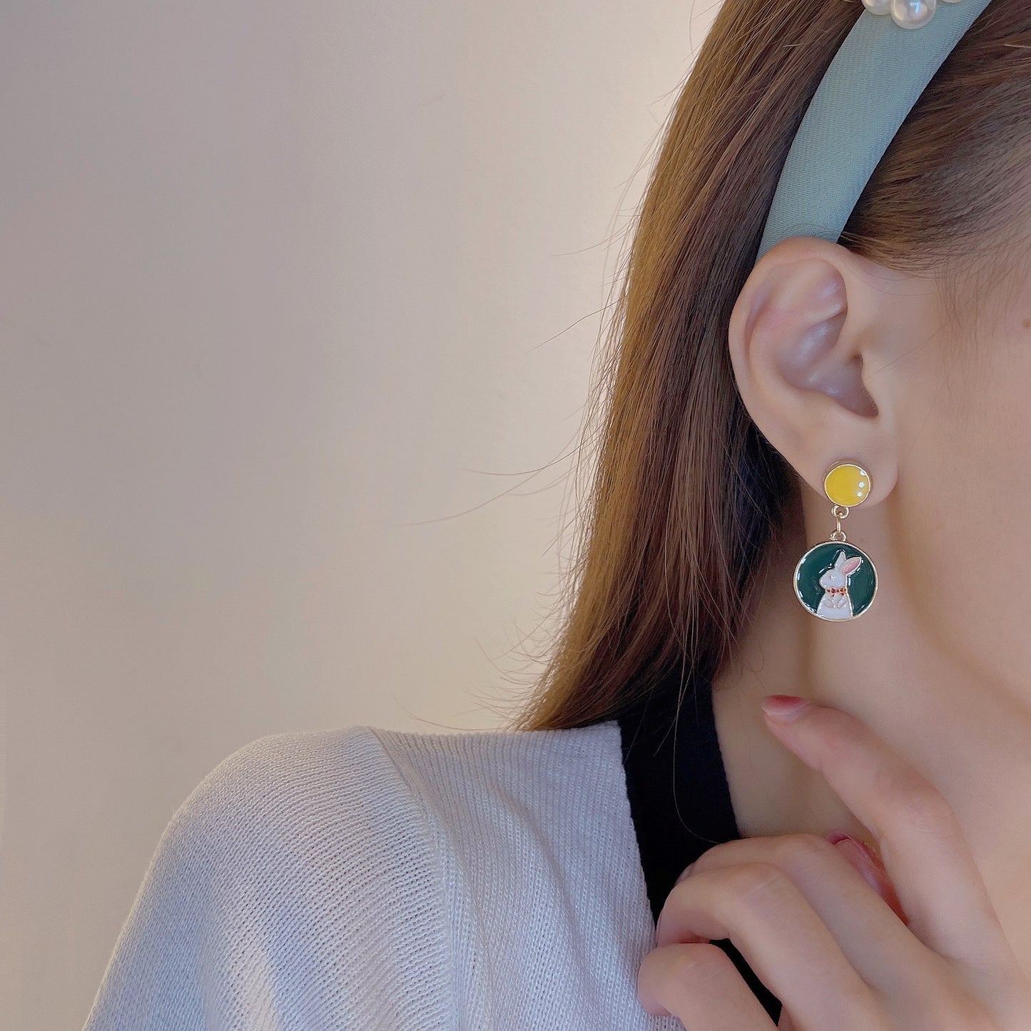 Asymmetric Design Bunny Simple Round Drop Oil Contrast Color Fun Earrings
