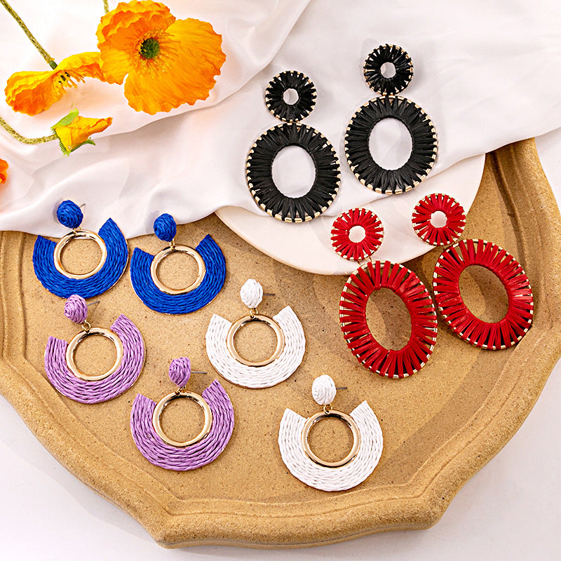 Boucles d'oreilles en cuir de couleur unie de style vacances simples