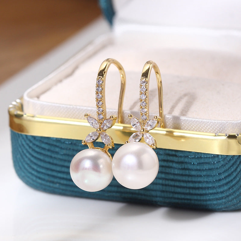 Plated Craft Freshwater Pearl Zircon Simple Earrings